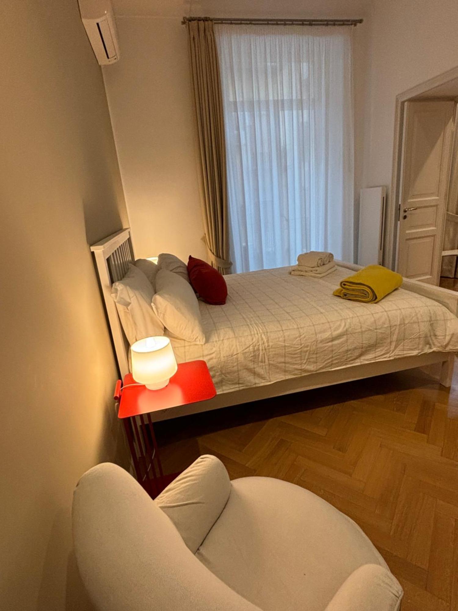 Napoliforever Chiaia Apartment Zewnętrze zdjęcie